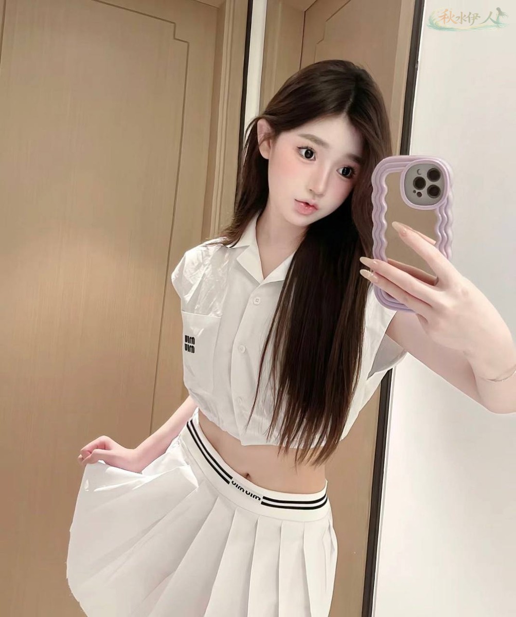 广州时尚感女模街拍造型