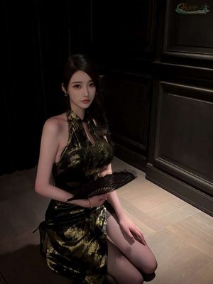 深圳御姐模特九头身长腿写真
