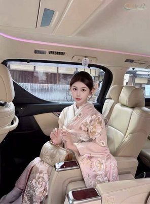 上海纯欲中日混血模特写真