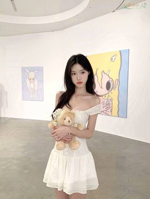 上海清纯校花模特写真