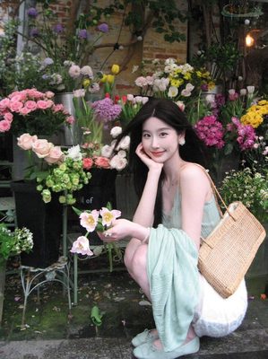 深圳178cm甜美模特校花脸写真