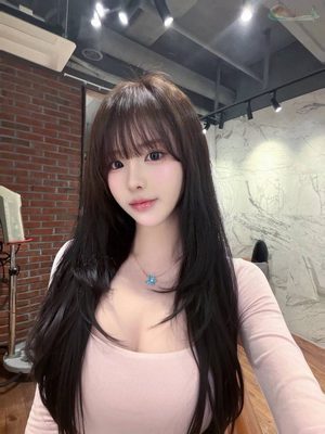 广州气质模特街拍