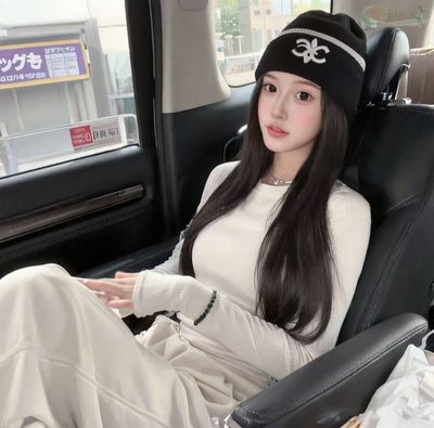 广州高颜女友系模特180cm清纯气质街拍
