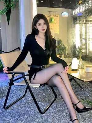 昆明 | 文艺与性感的碰撞，高配合度气质女神