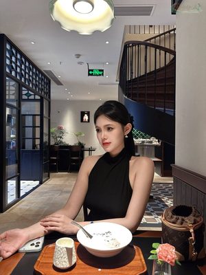 杭州海归御姐模特素颜清纯