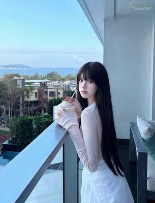 杭州高挑模特175cm纯欲风写真