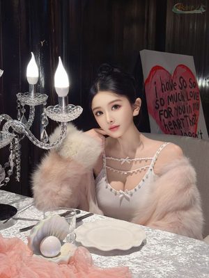 杭州童颜巨乳模特健身身材展示