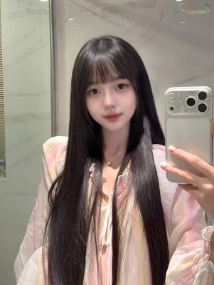广州纯欲模特清纯少女街拍