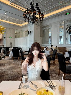 杭州御姐纯欲甜心写真