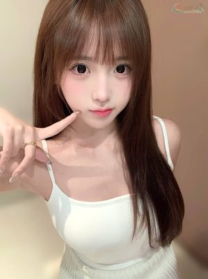 杭州萝莉模特雪白肌肤写真1