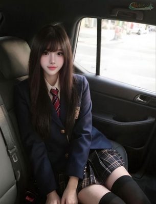 南京兔系女友清纯模特写真