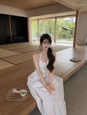 南京纯欲模特172cm街拍写真