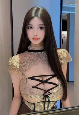 深圳酒窝美女素颜天菜模特写真