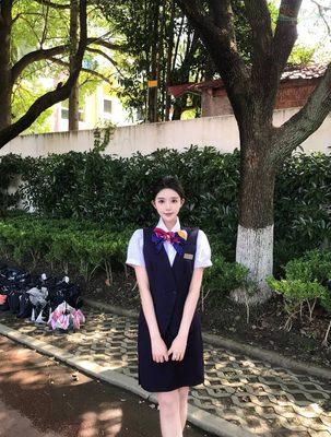 广州纯欲空乘模特176清纯街拍
