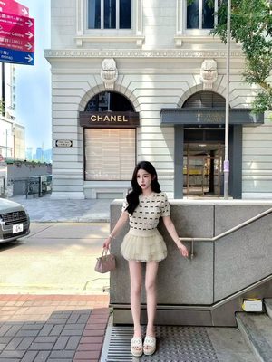 深圳清纯系模特冷白皮写真